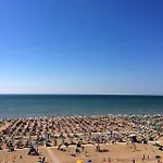 Apartament Naonis - *