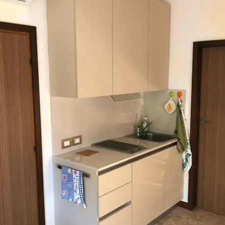 Naonis - Apartament *